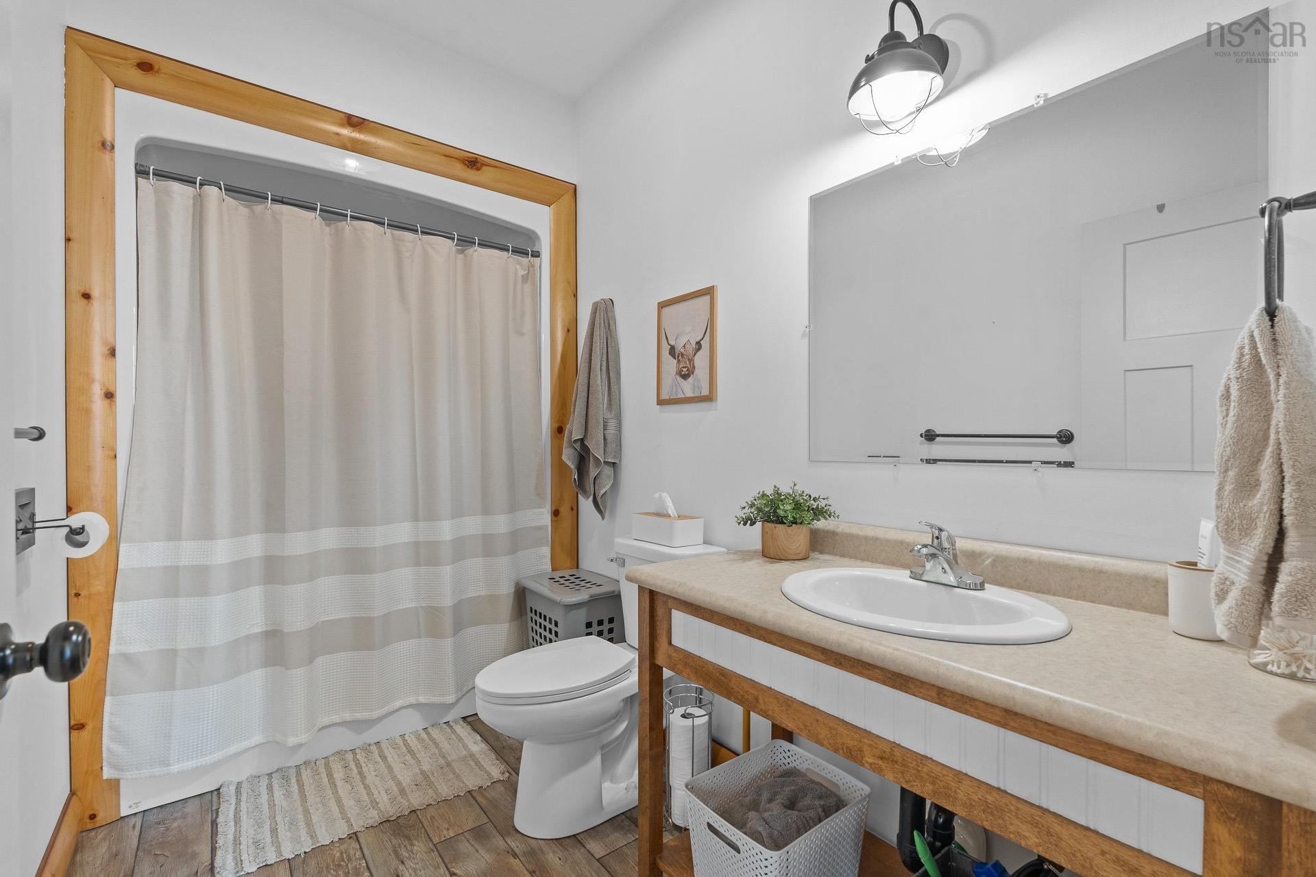 74 Lorenzos Way, Sutherland Lake, NS