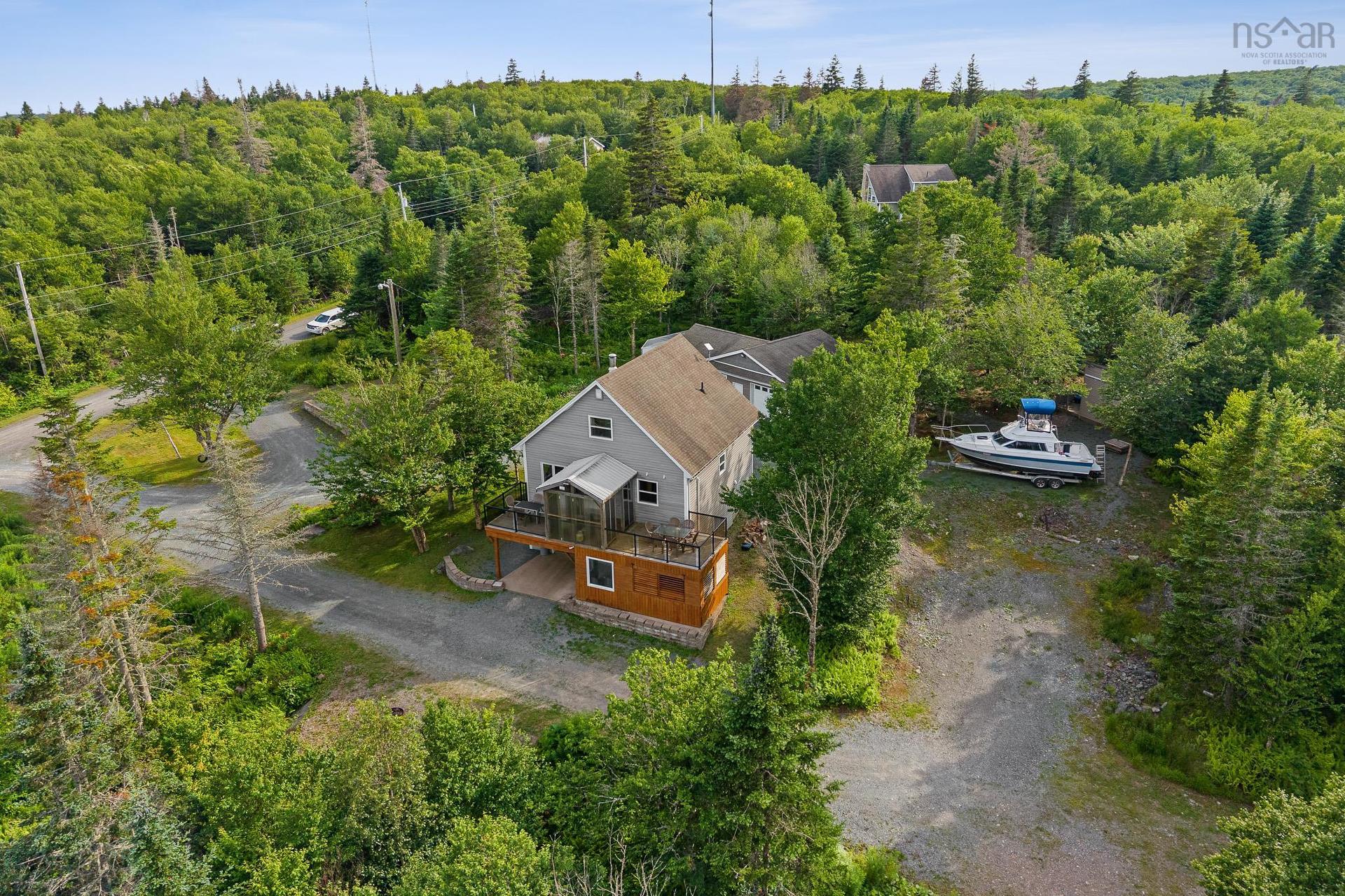 74 Lorenzos Way, Sutherland Lake, NS