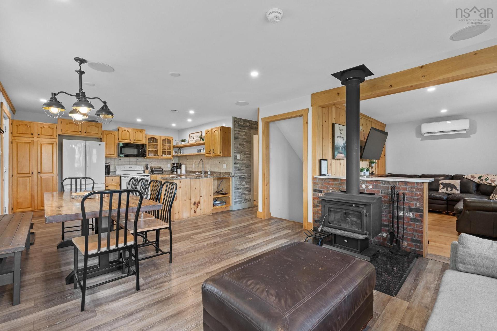 74 Lorenzos Way, Sutherland Lake, NS