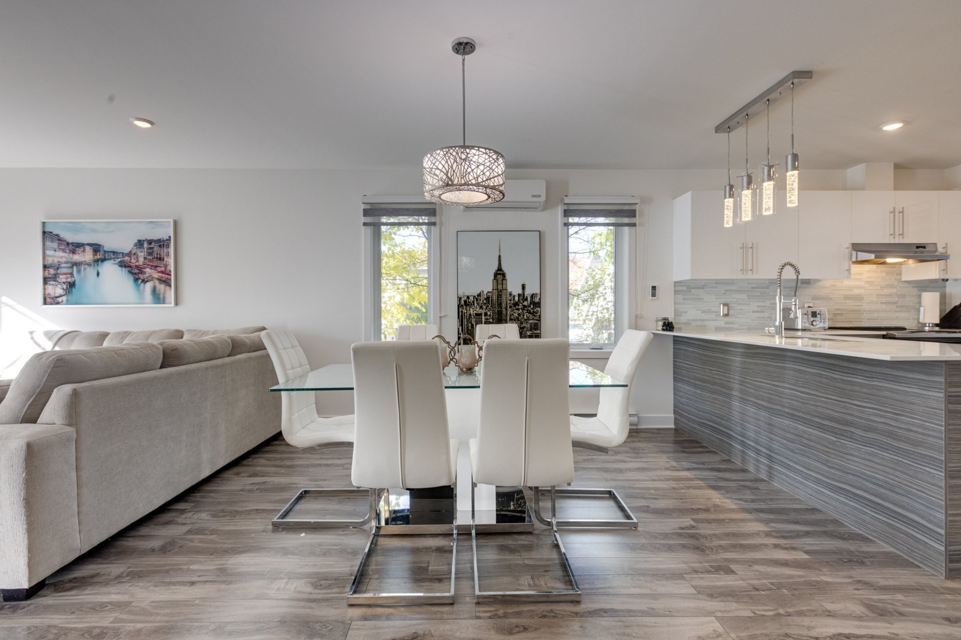 Dining Room - 33A Av. Sauriol, Laval (Laval-Des-Rapides), QC