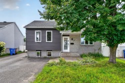 501 Rue de la Clairière Sainte-Anne-Des-Plaines, QC J5N 1C2