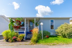 516 Ch. des Habitations-des-Monts Saint-Sauveur, QC J0R 1R3