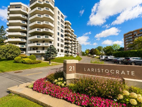 208-21 Ch. du Bord-du-Lac-Lakeshore  Pointe-Claire, QC H9S 5N3