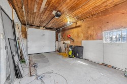 Garage - 