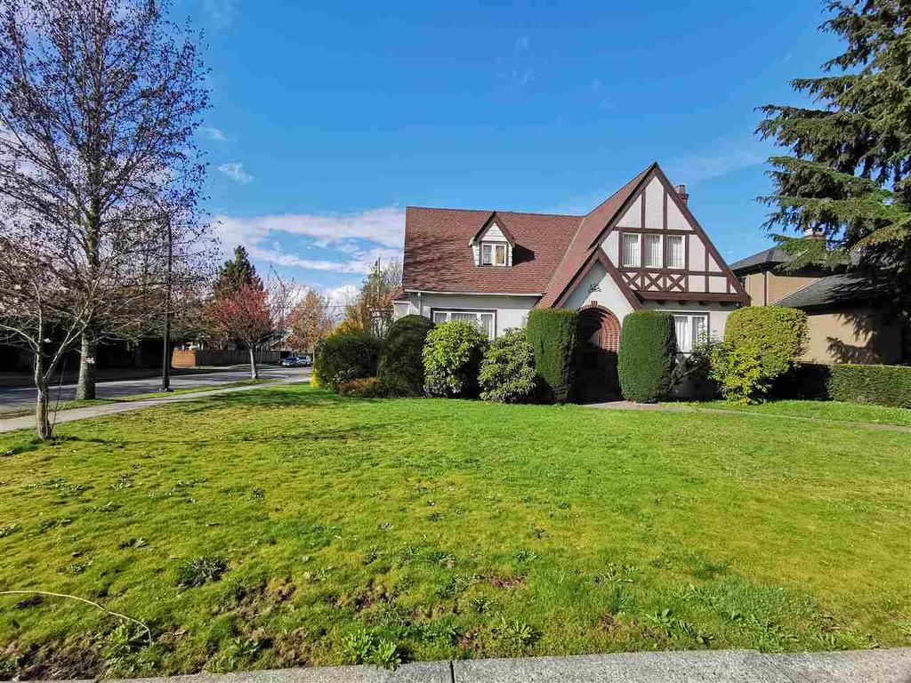 595 28Th Avenue W, Vancouver, BC