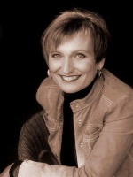 SUZANNE ALEINIK
