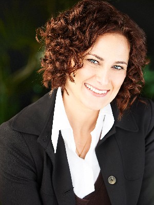 Jennifer Fazari, Sales Representative - Toronto, ON