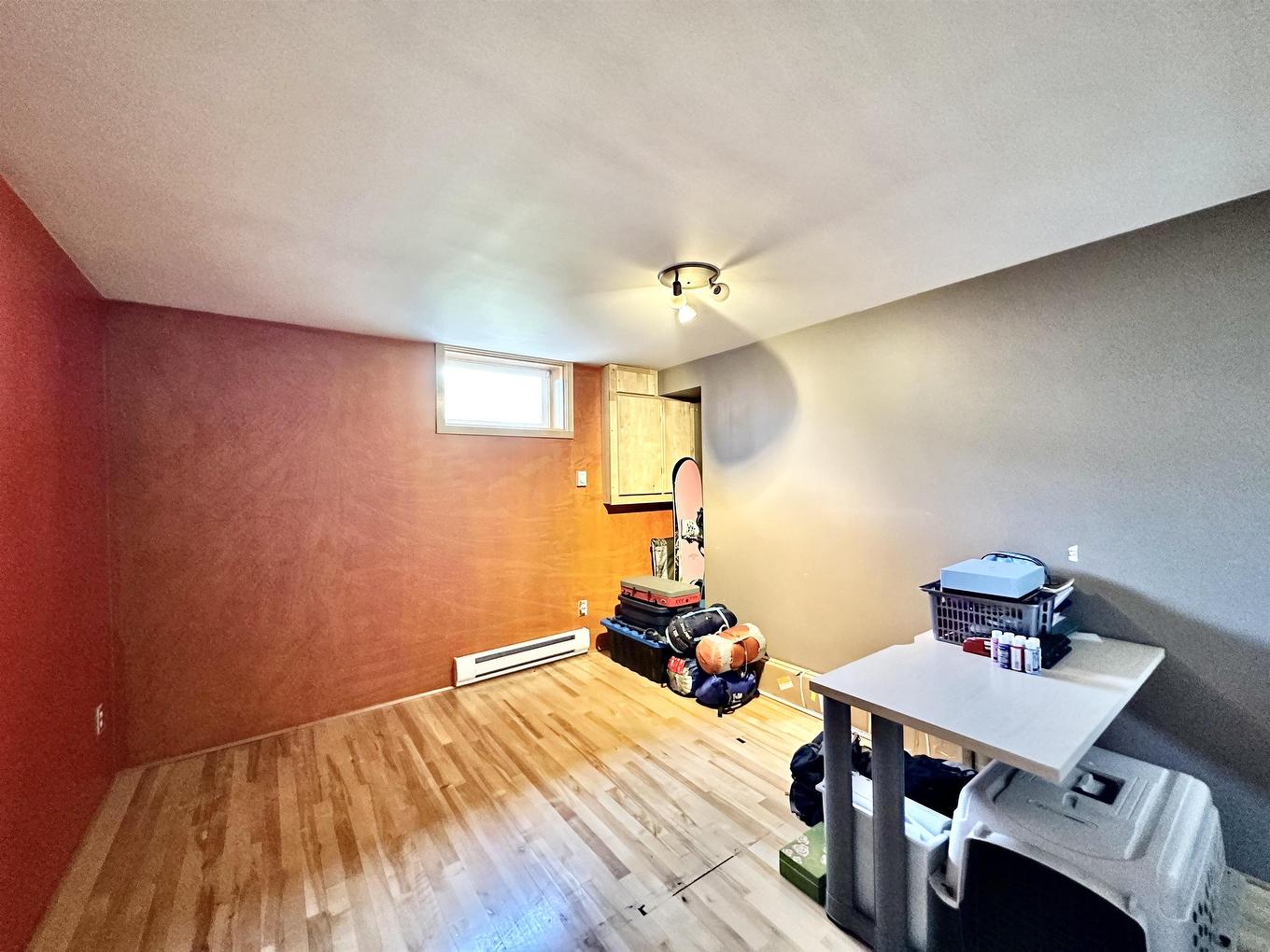 1260 3Rd Avenue, Valemount, BC