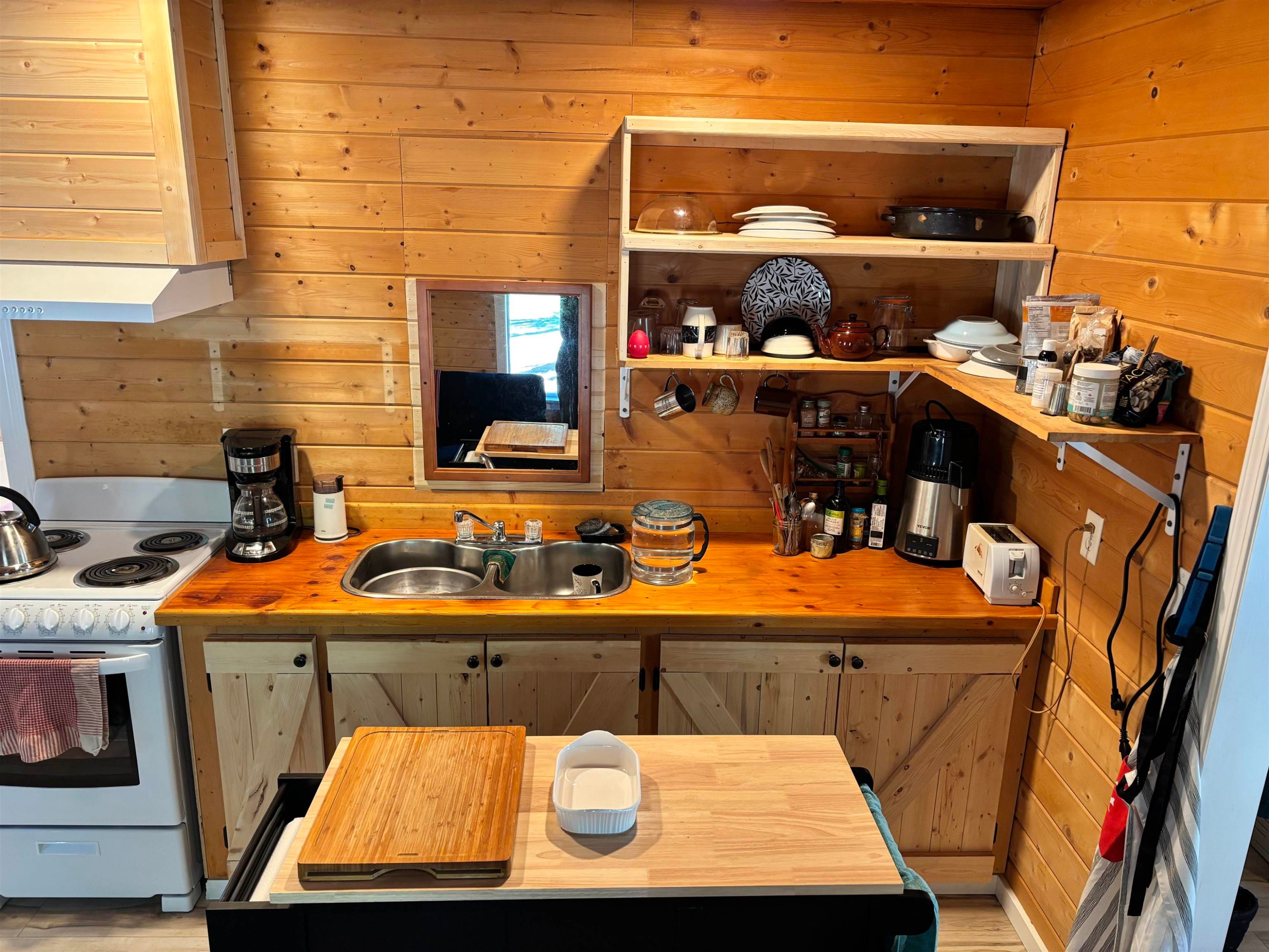 1005 Simon Bay Road, Fraser Lake, BC