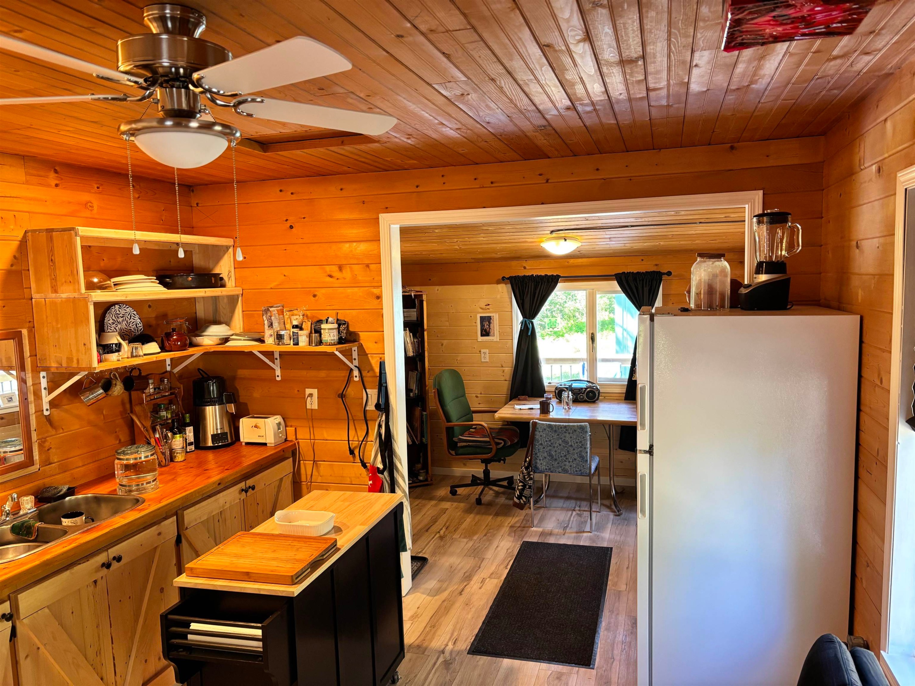 1005 Simon Bay Road, Fraser Lake, BC