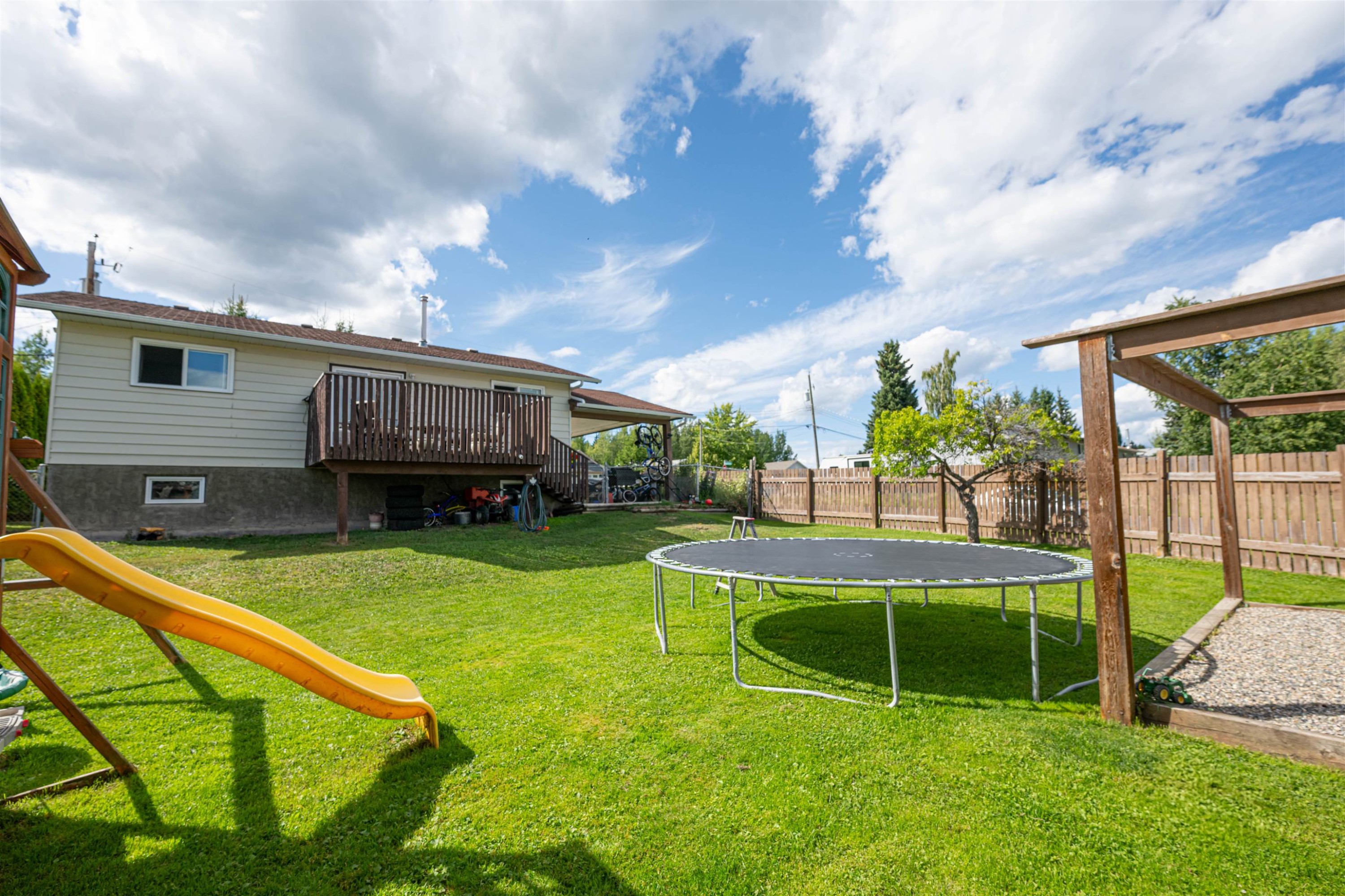 1900 Bittner Road W, North Blackburn, BC