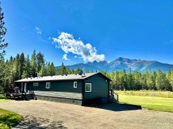 11975 Blackman Road Valemount, BC V0E 2Z0