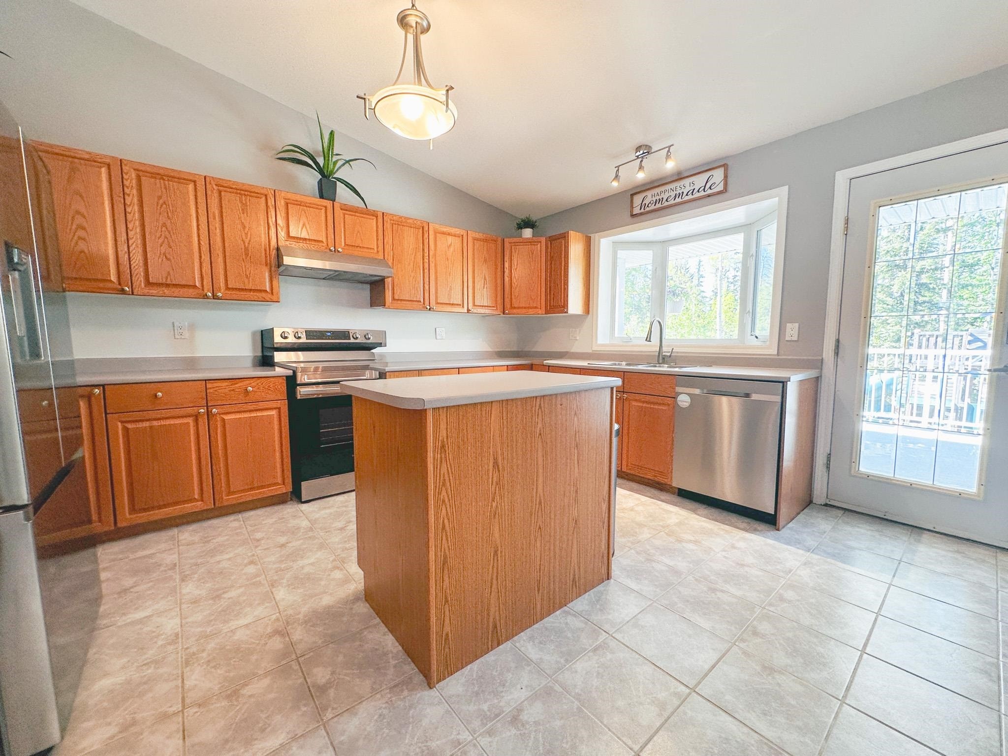605 9Th Avenue, Burns Lake, BC