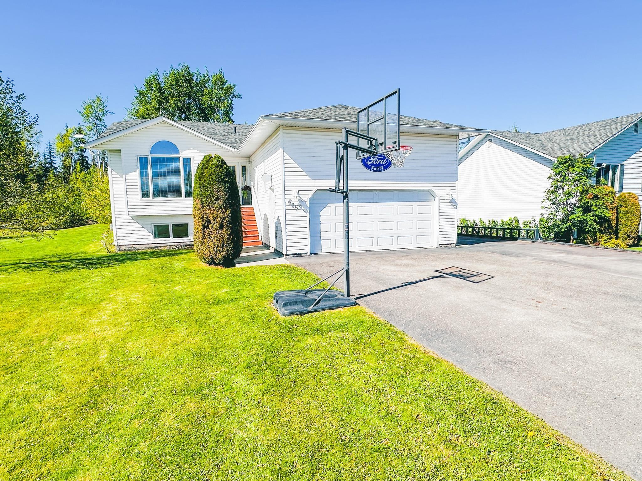 605 9Th Avenue, Burns Lake, BC
