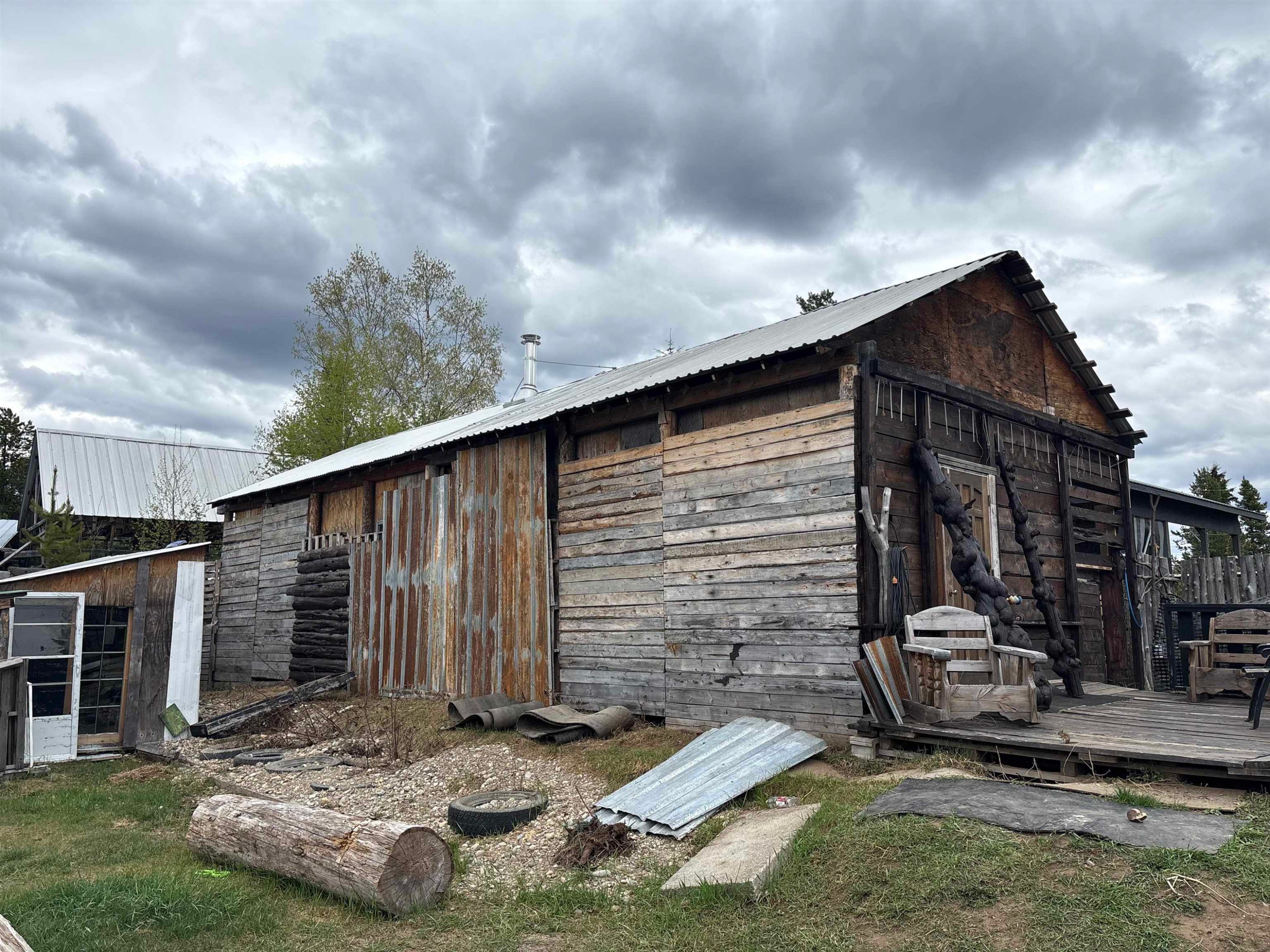 620 Kodiak Street, Bear Lake, BC