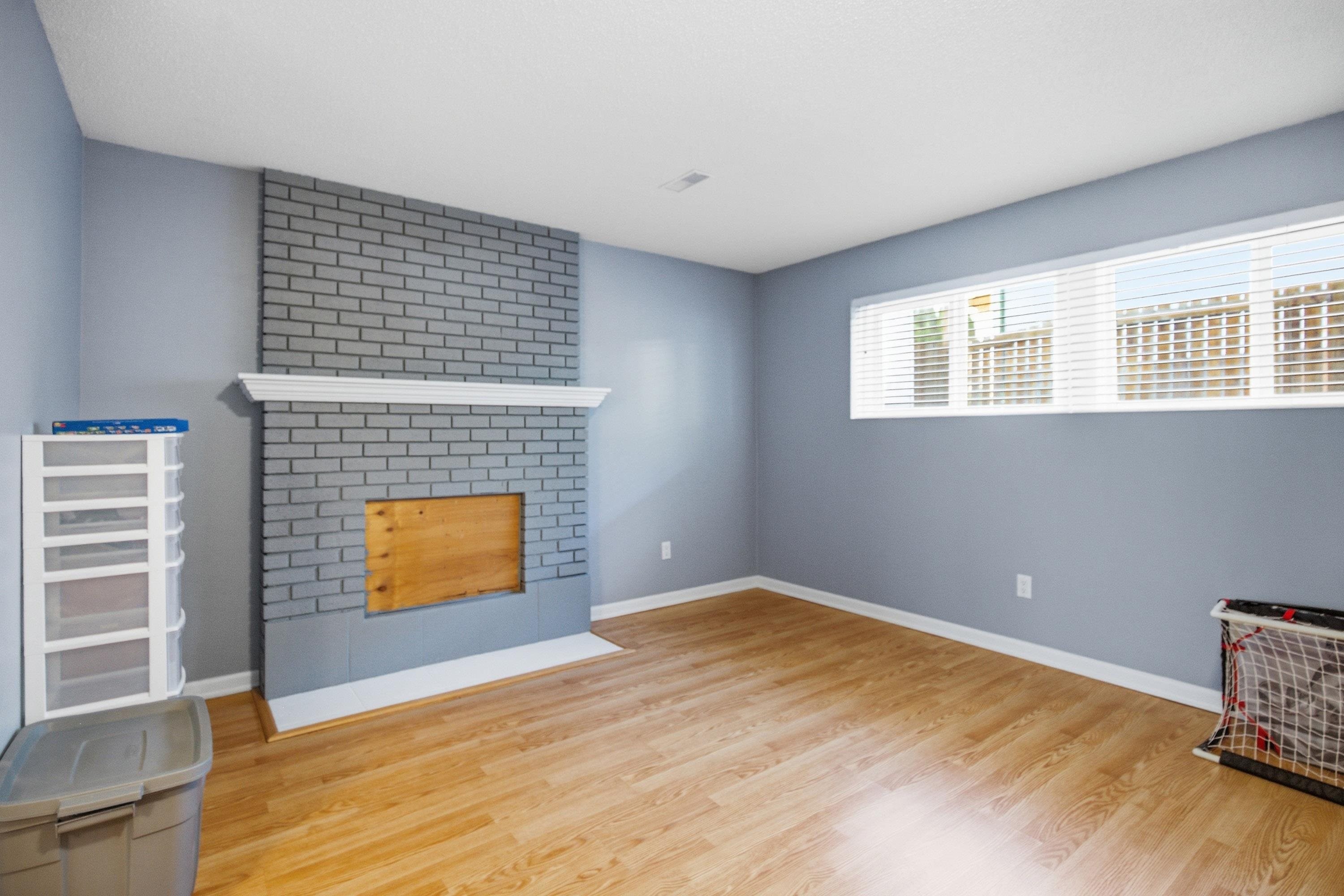 176 Thacker Crescent, Prince George, BC - Indoor With Fireplace