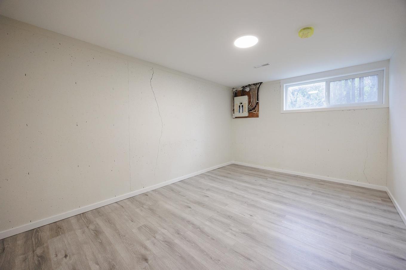 8585 Howard Crescent, Chilliwack, BC