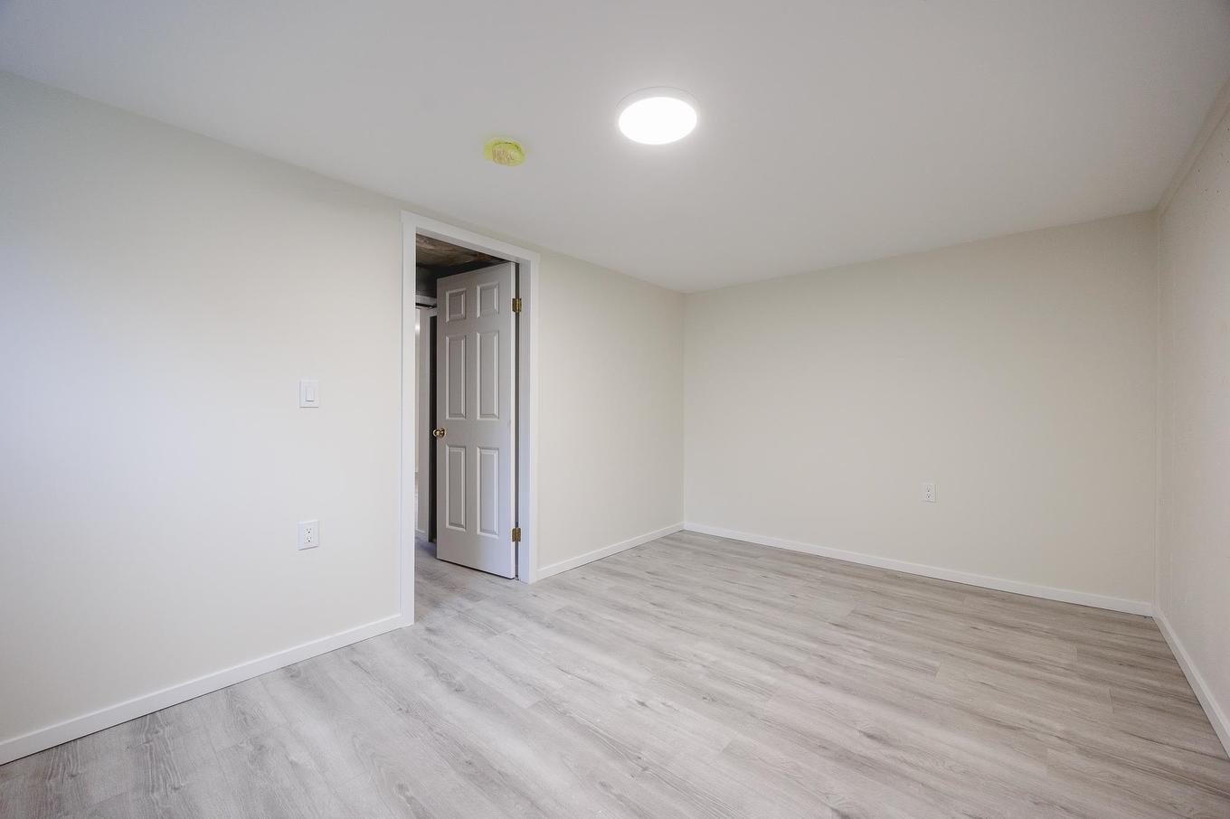 8585 Howard Crescent, Chilliwack, BC