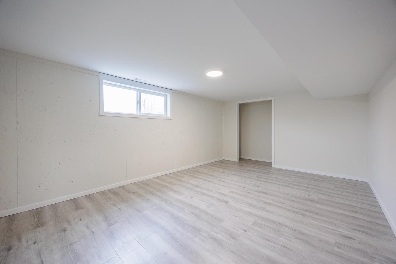 8585 Howard Crescent, Chilliwack, BC