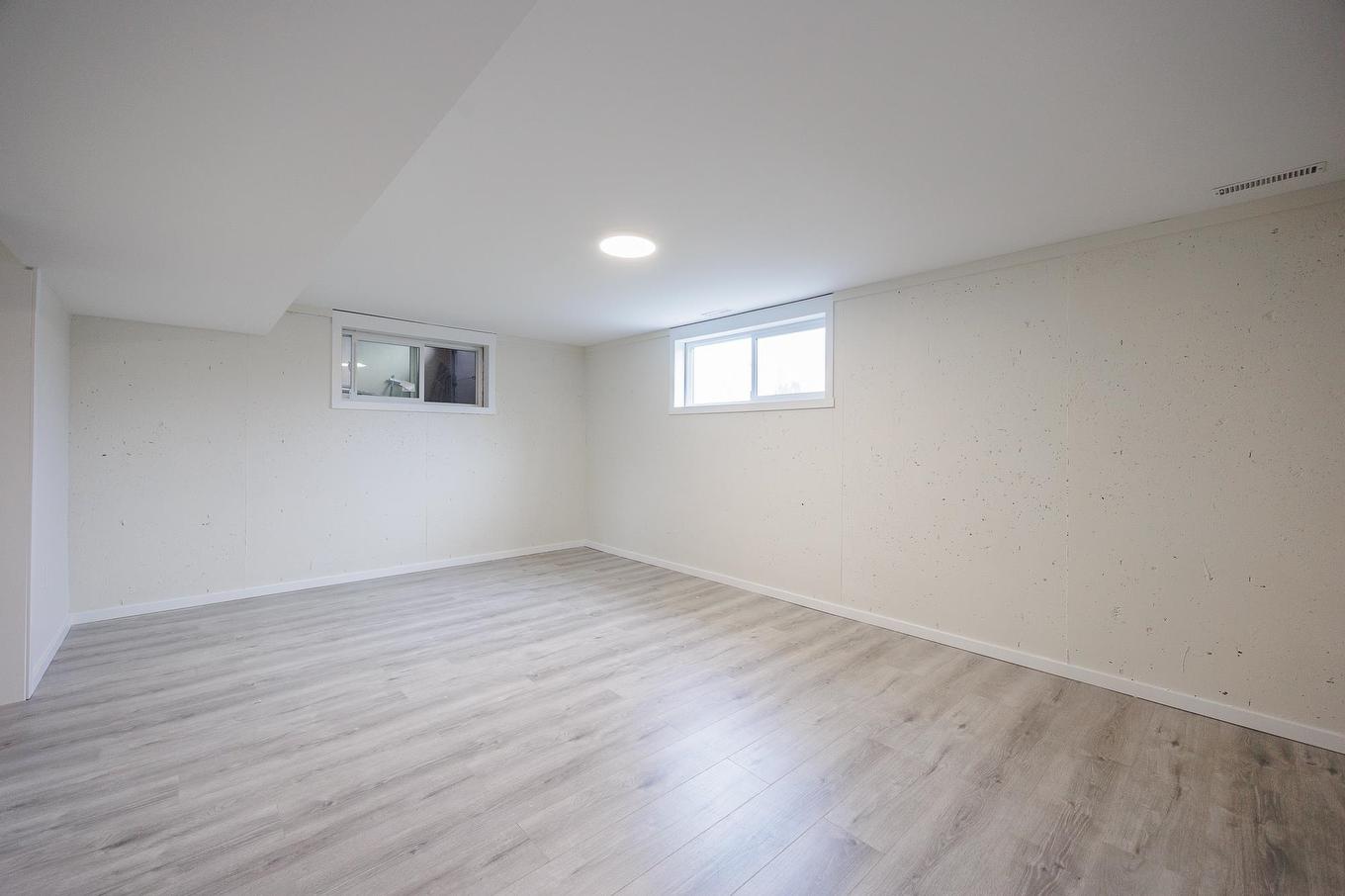 8585 Howard Crescent, Chilliwack, BC