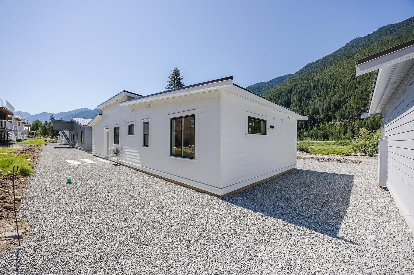 Hg 187-71358 Grove Place, Sunshine Valley, BC