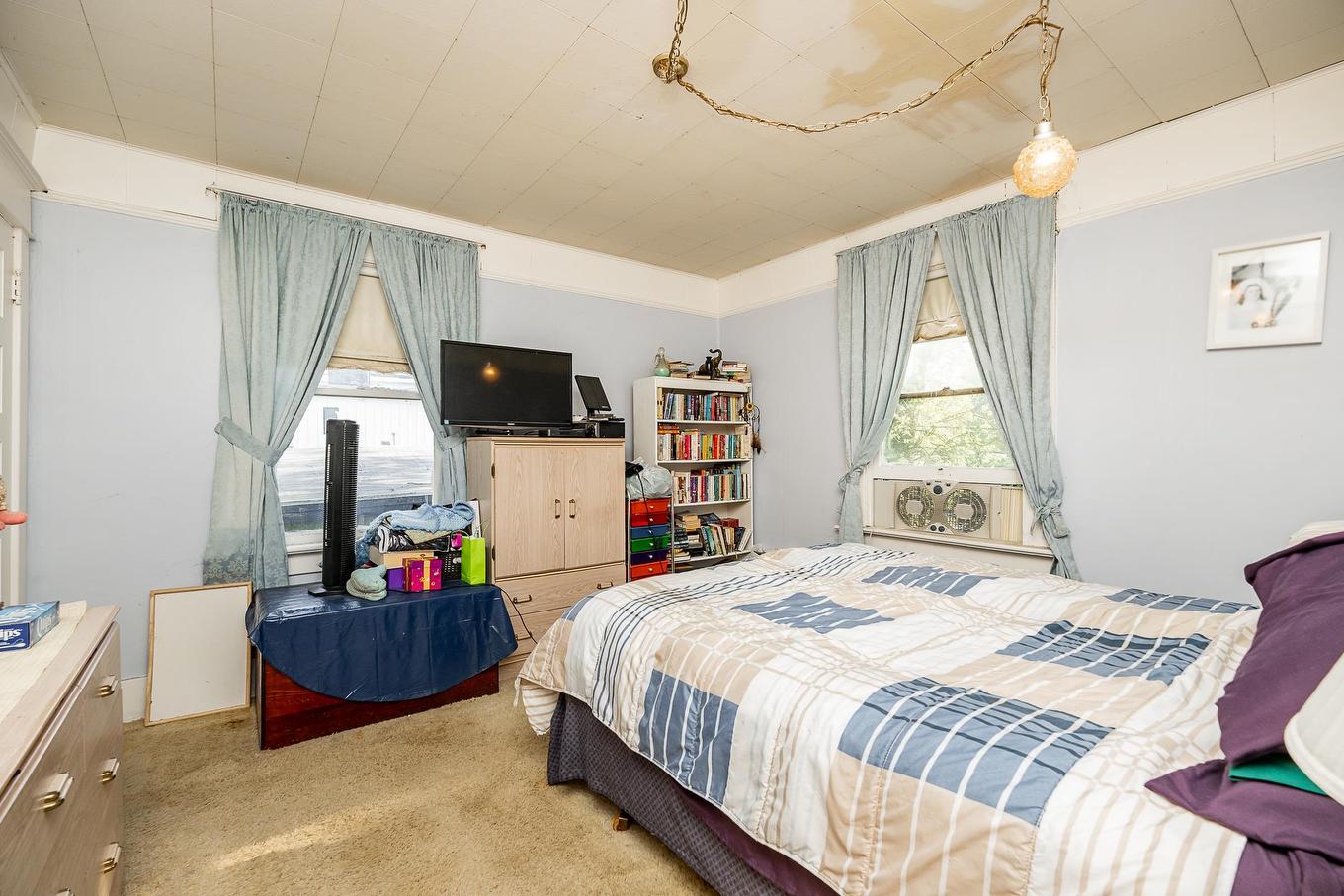 7166 Maitland Avenue, Chilliwack, BC