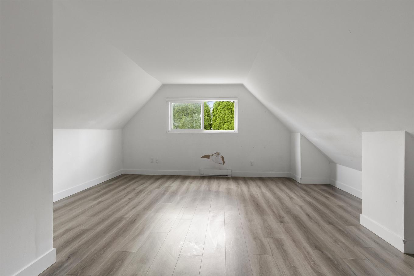 9112 Broadway Road, Chilliwack, BC