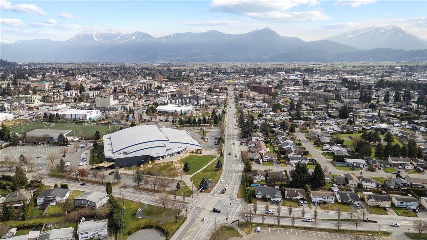 45360 Hodgins Avenue, Chilliwack, BC