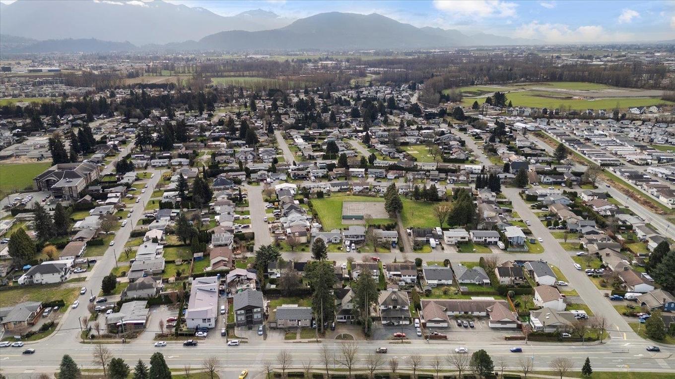 45360 Hodgins Avenue, Chilliwack, BC