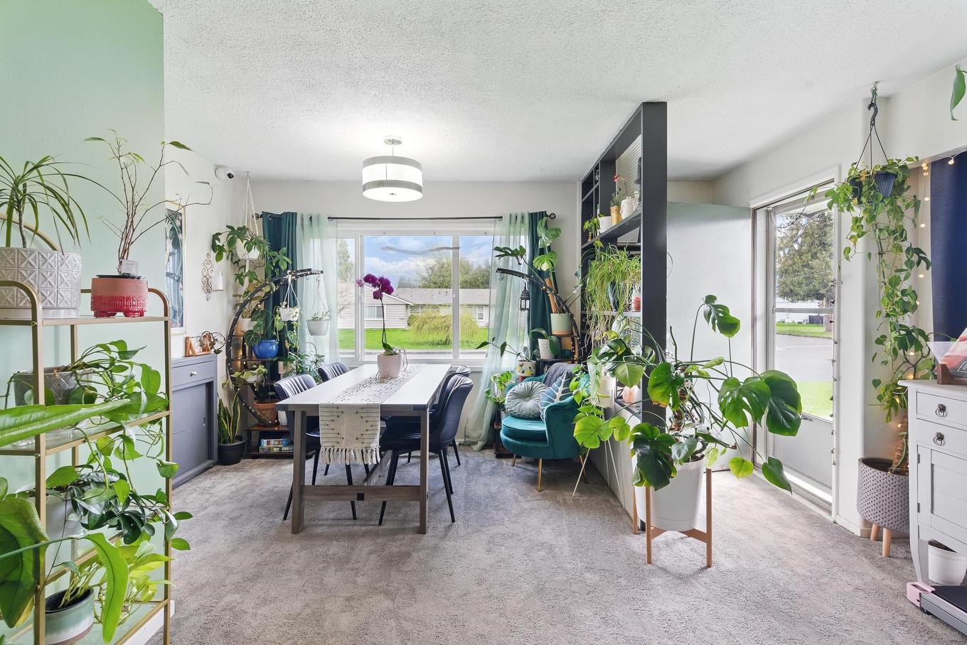 8687 Elm Drive, Chilliwack, BC