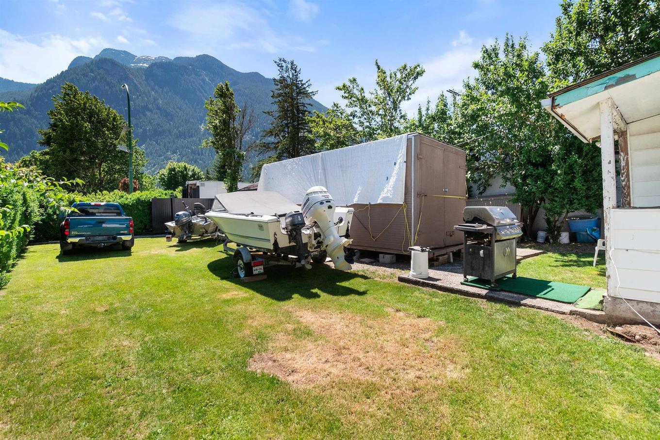 514 Commission Street, Hope, BC