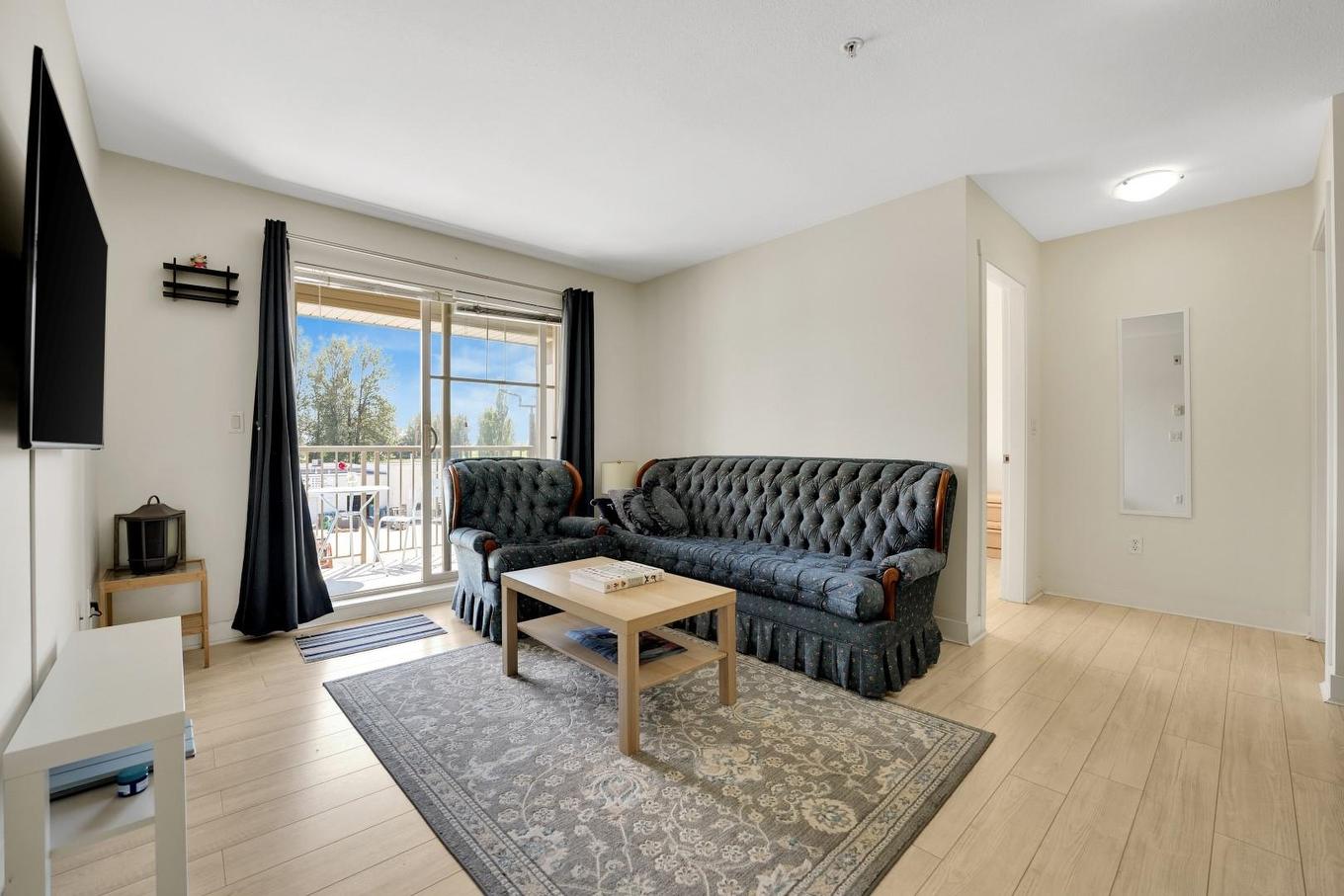 307-45555 Yale Road, Chilliwack, BC