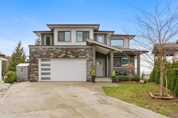 50945 Sophie Crescent Chilliwack, BC V4Z 0C1