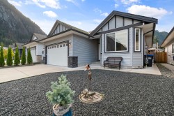 3-20118 Beacon Road Hope, BC V0X 1L2