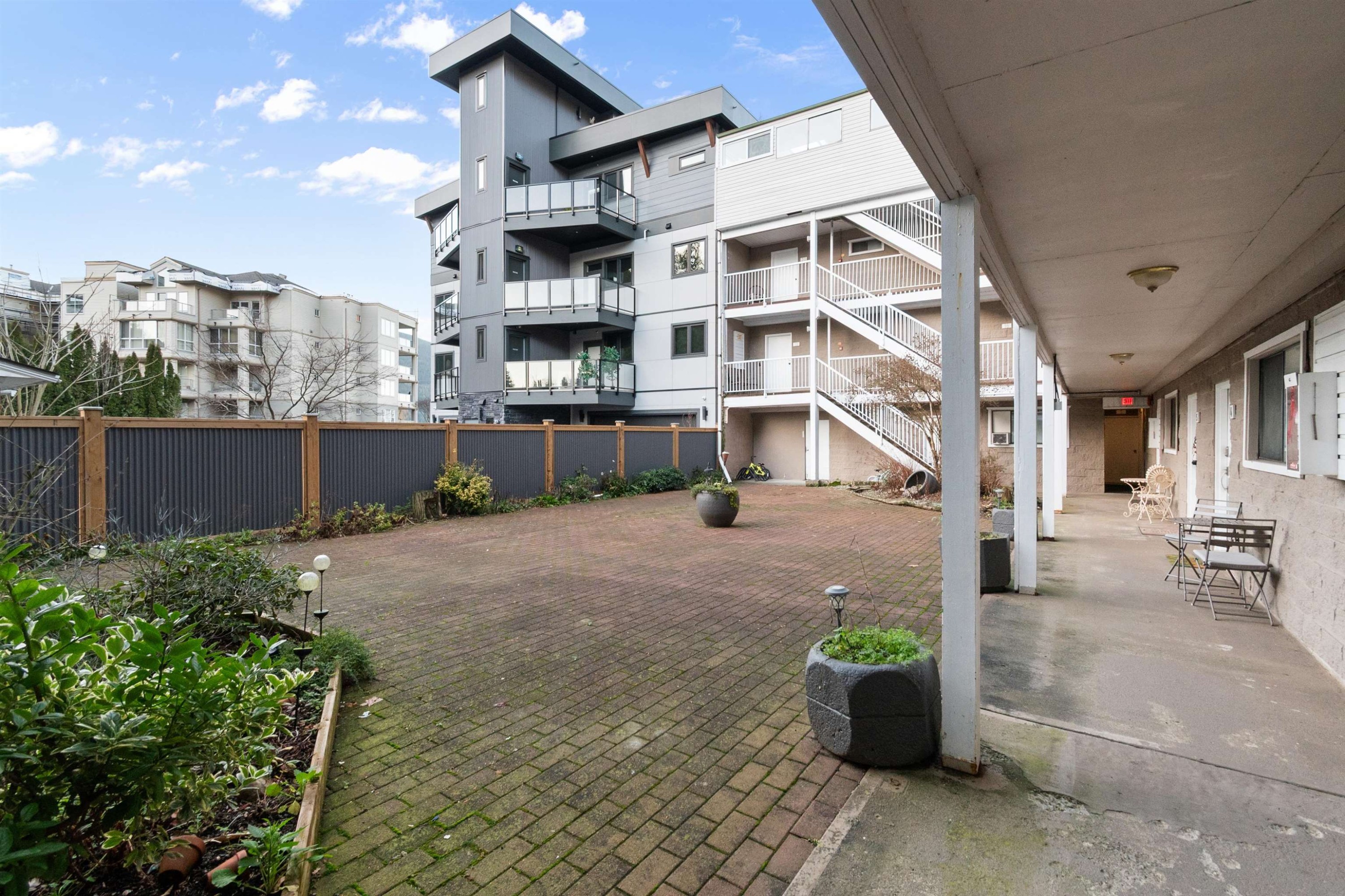 9-450 Esplanade Avenue, Harrison Hot Springs, BC