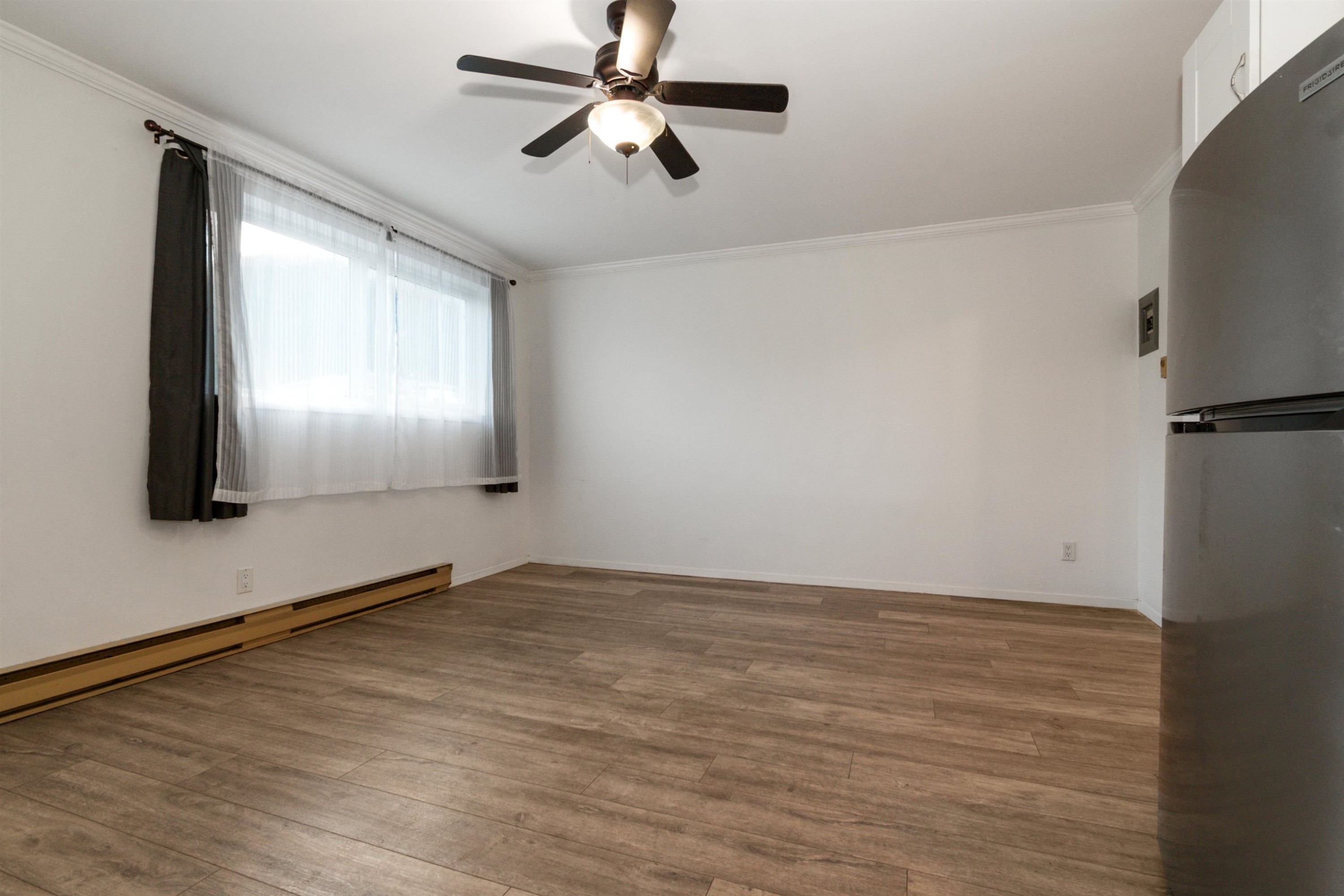 9-450 Esplanade Avenue, Harrison Hot Springs, BC