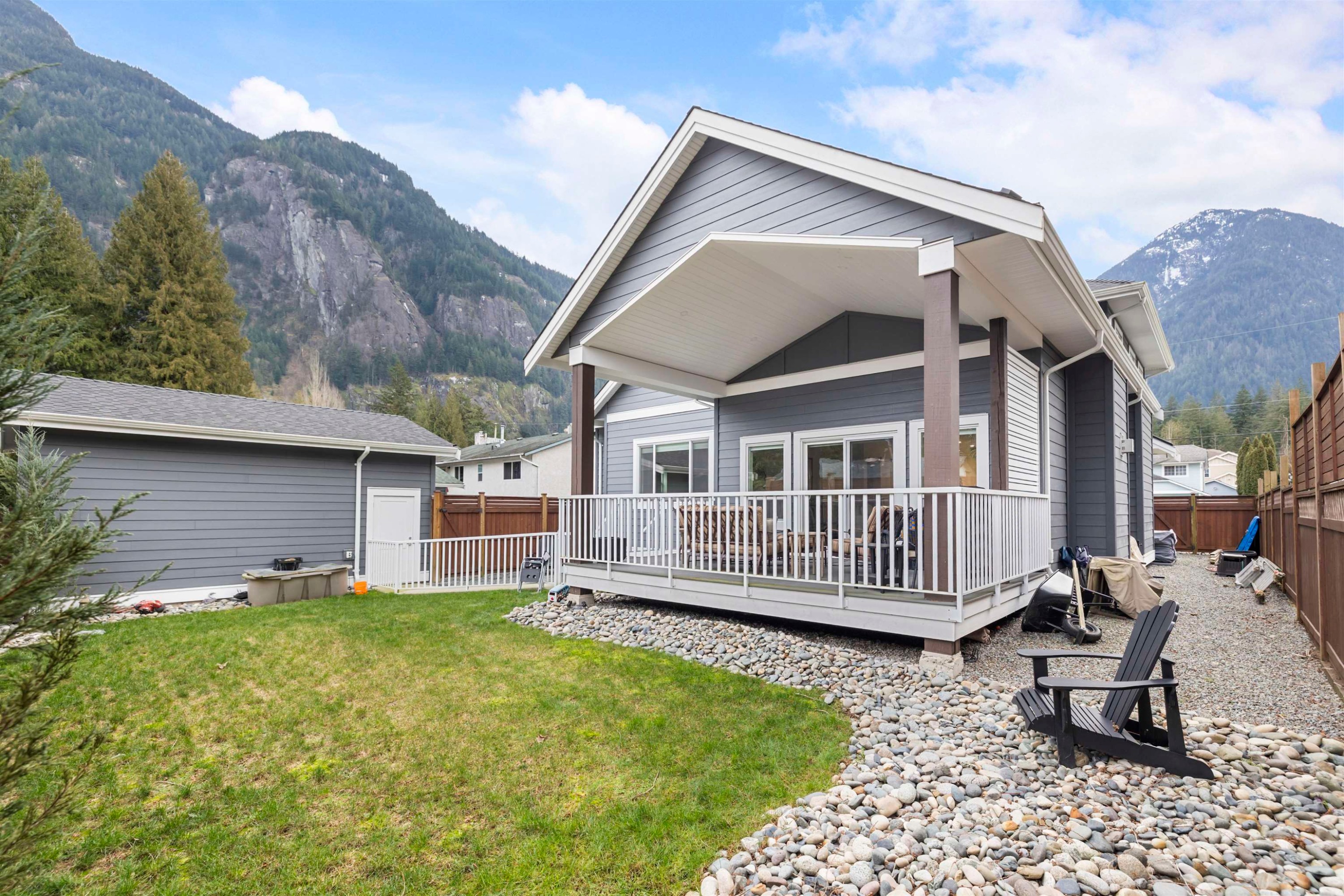 63711 Rosewood Avenue, Hope, BC