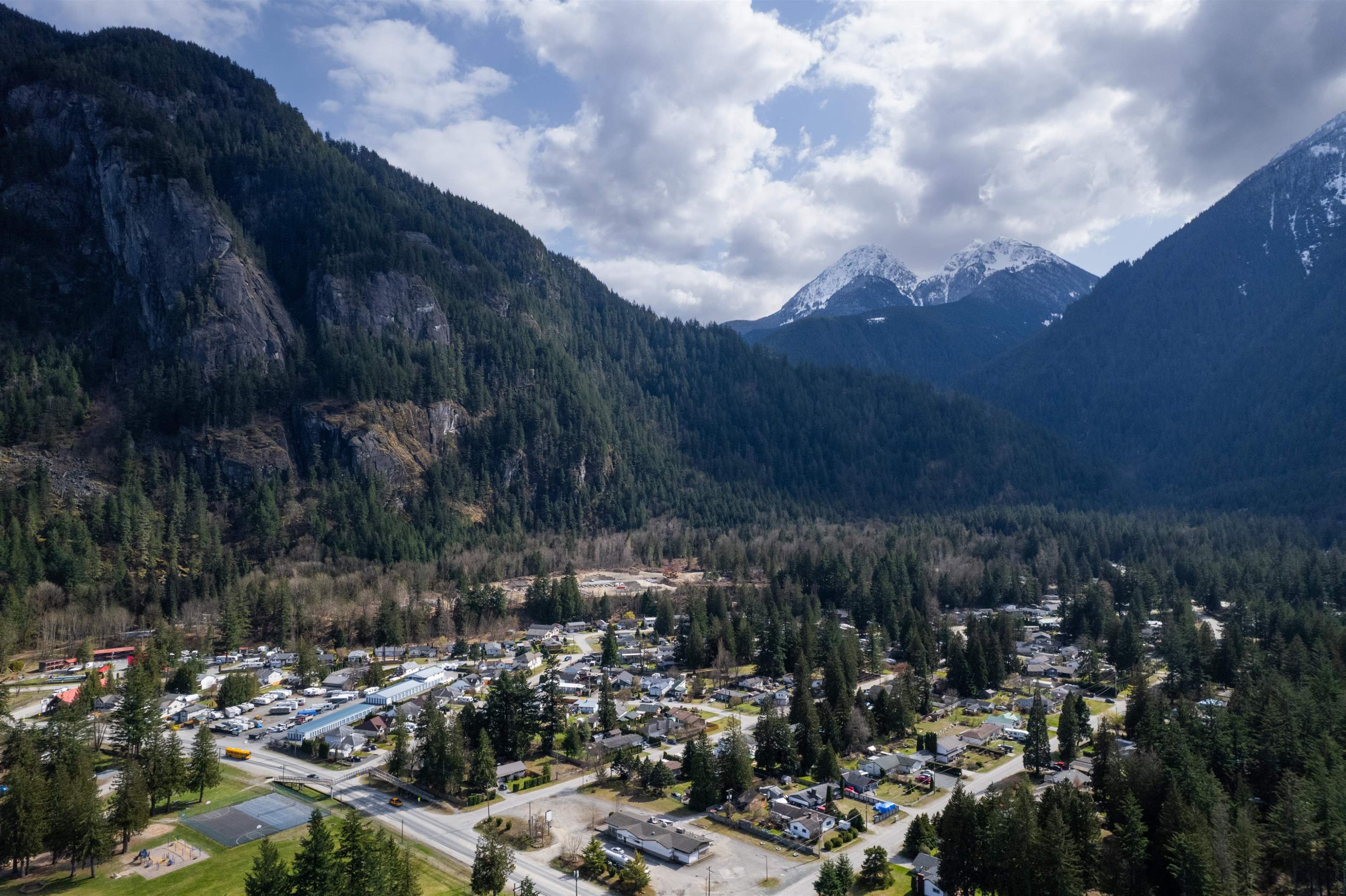 63711 Rosewood Avenue, Hope, BC