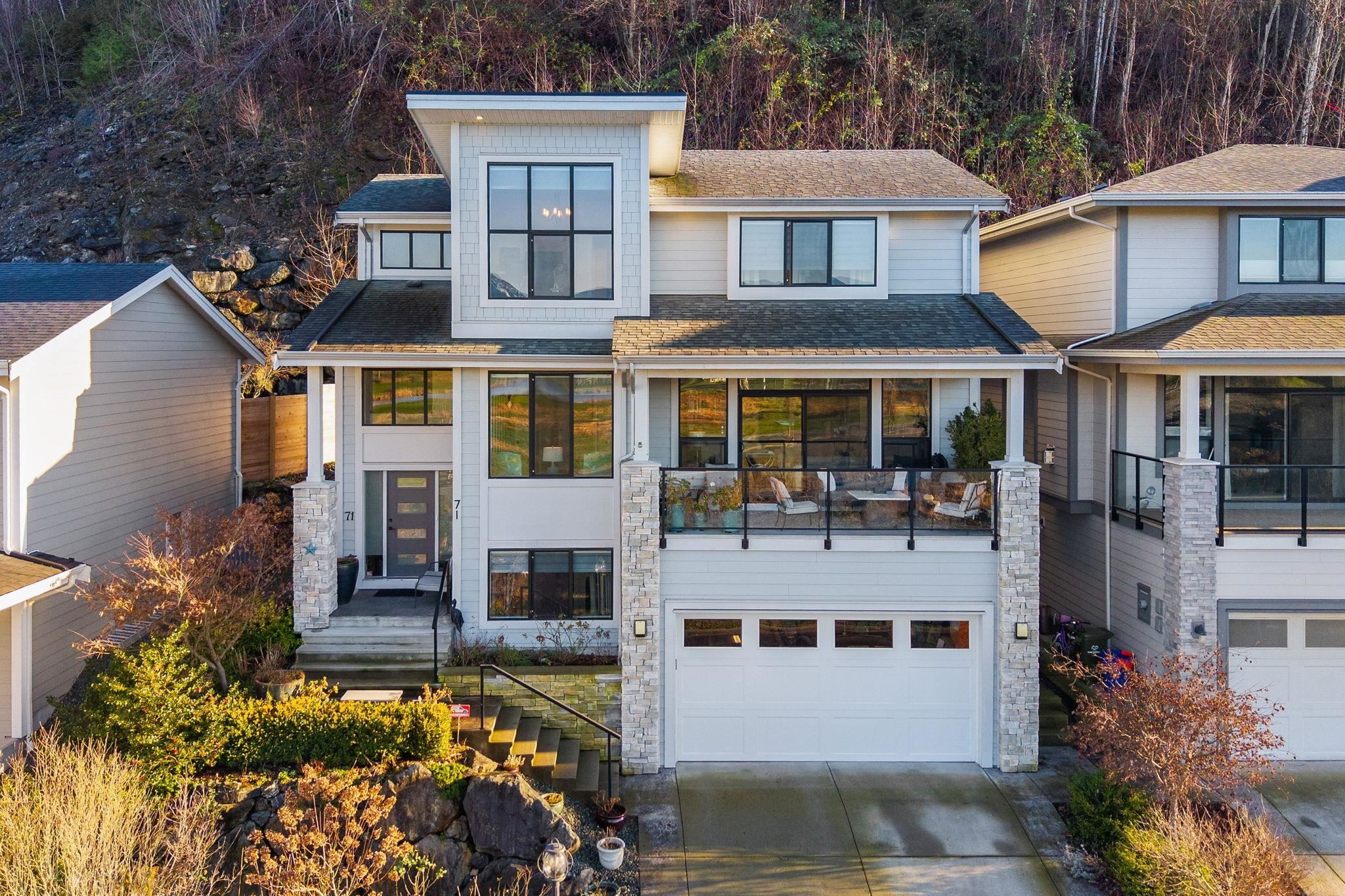 71-50778 Ledgestone Place, Chilliwack, BC