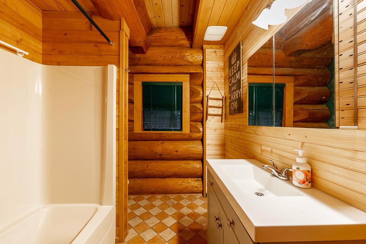 71692 Cone Court, Sunshine Valley, BC