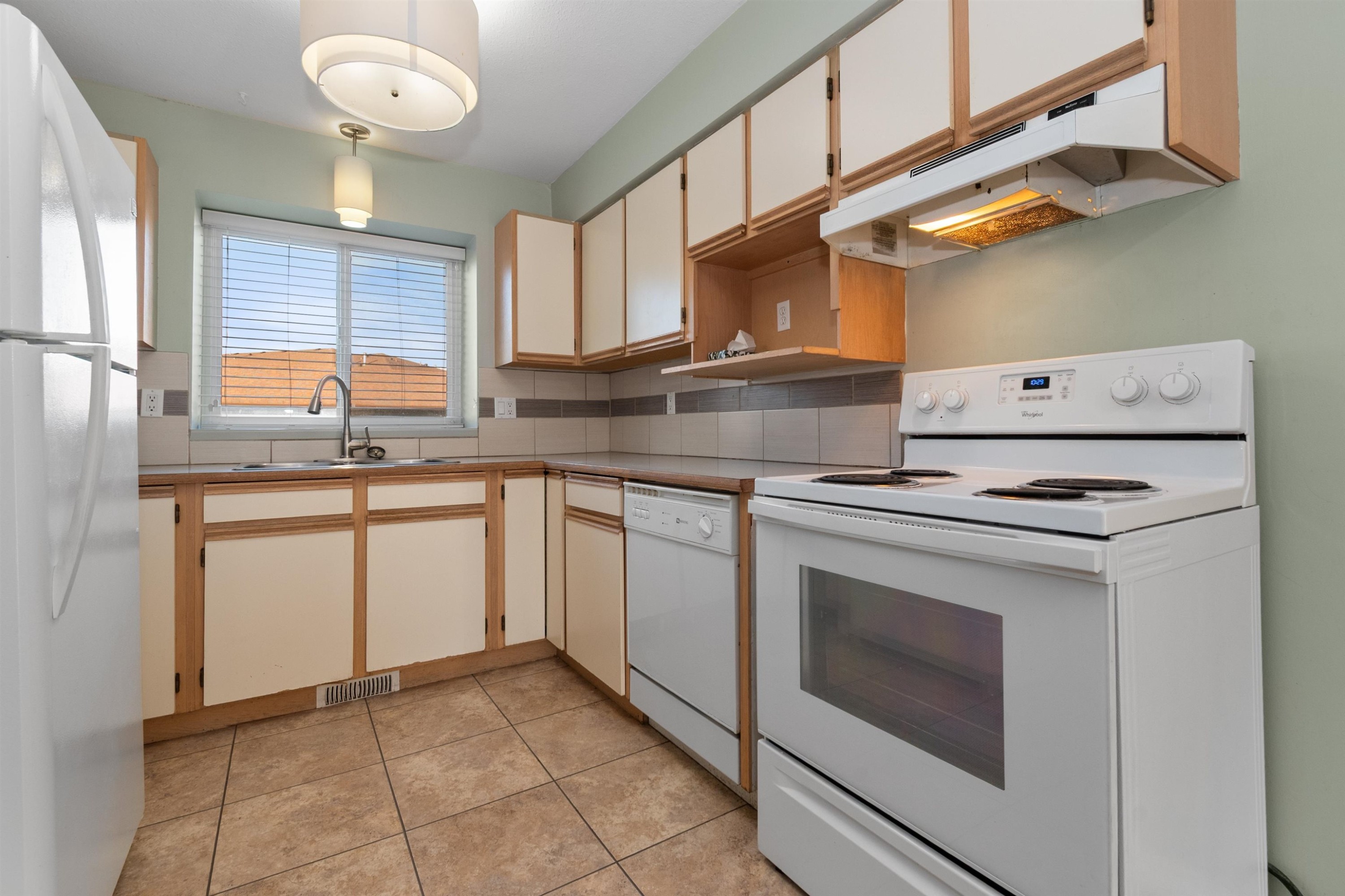 25-45640 Storey Avenue, Chilliwack, BC