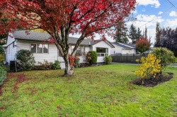 9170 Holly Street Chilliwack, BC V2P 6A7