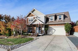 44405 Mclaren Drive Chilliwack, BC V2R 0A3