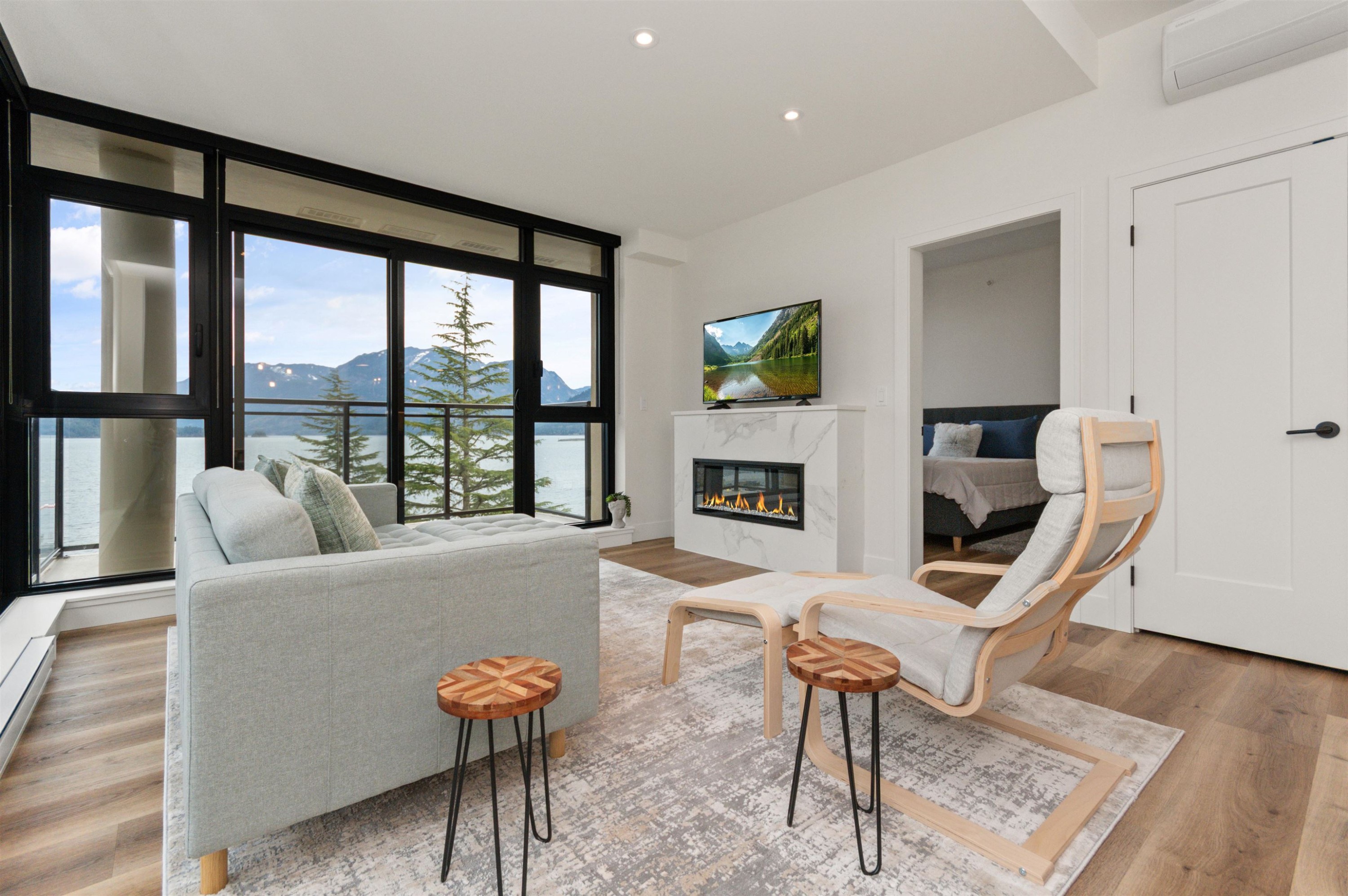 508-120 Esplanade Avenue, Harrison Hot Springs, BC