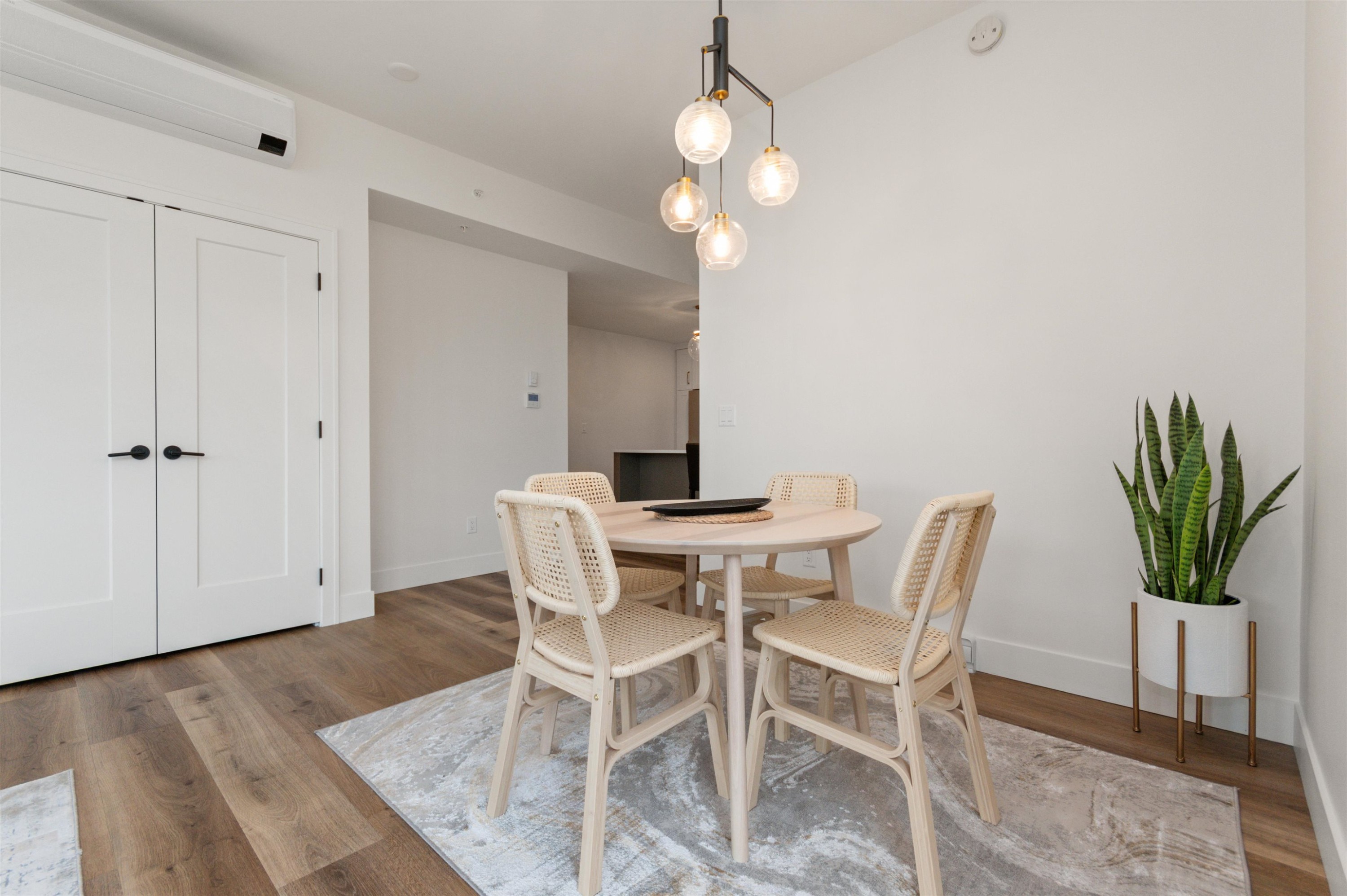 508-120 Esplanade Avenue, Harrison Hot Springs, BC