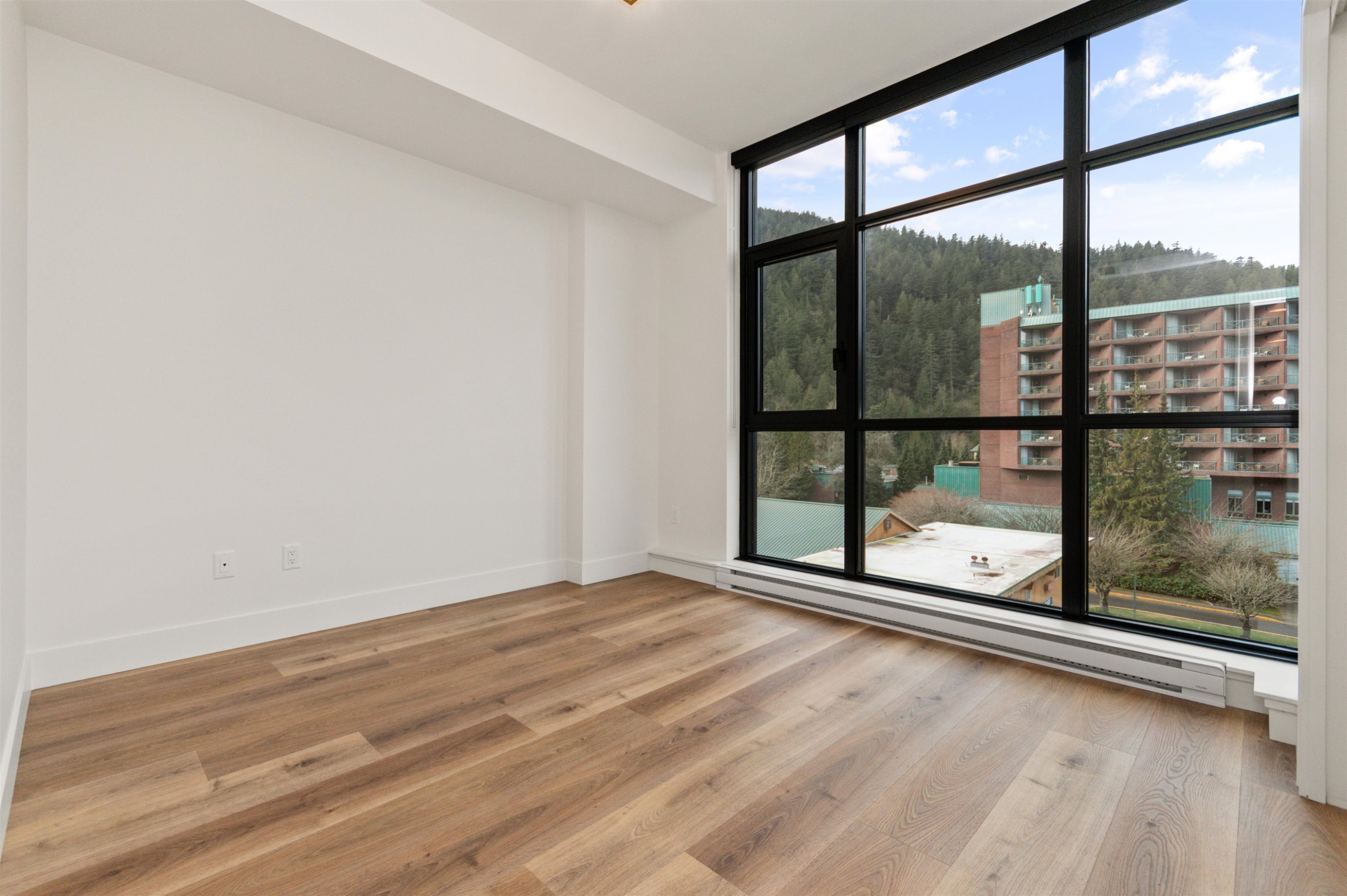 508-120 Esplanade Avenue, Harrison Hot Springs, BC