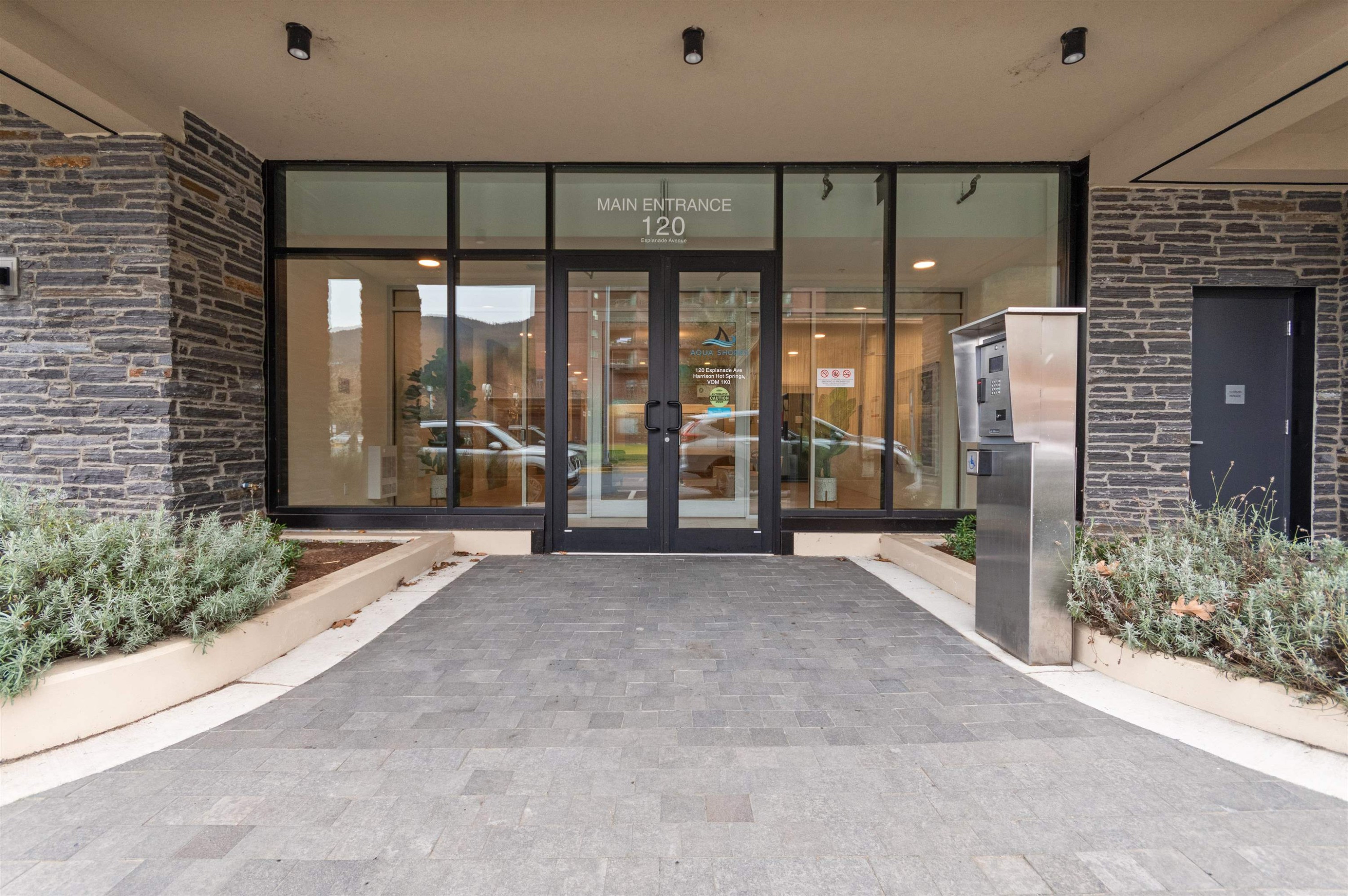 508-120 Esplanade Avenue, Harrison Hot Springs, BC