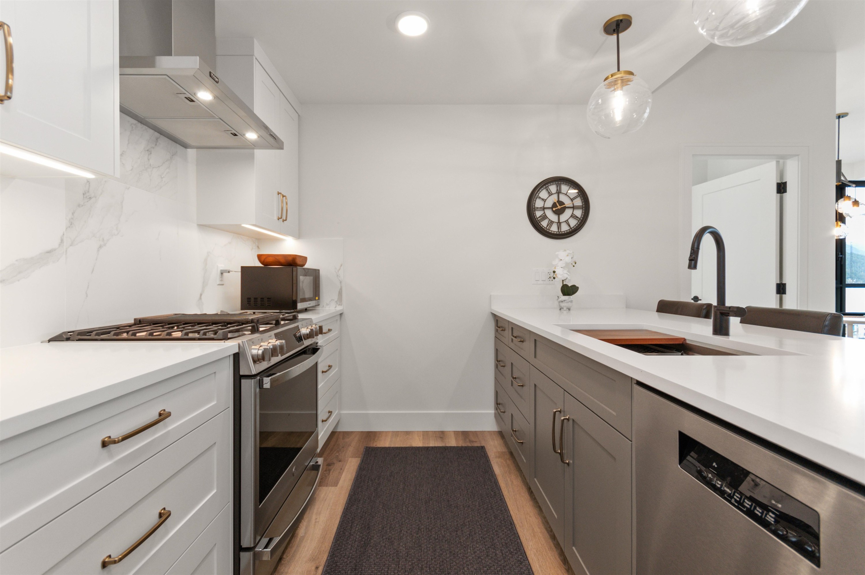 508-120 Esplanade Avenue, Harrison Hot Springs, BC