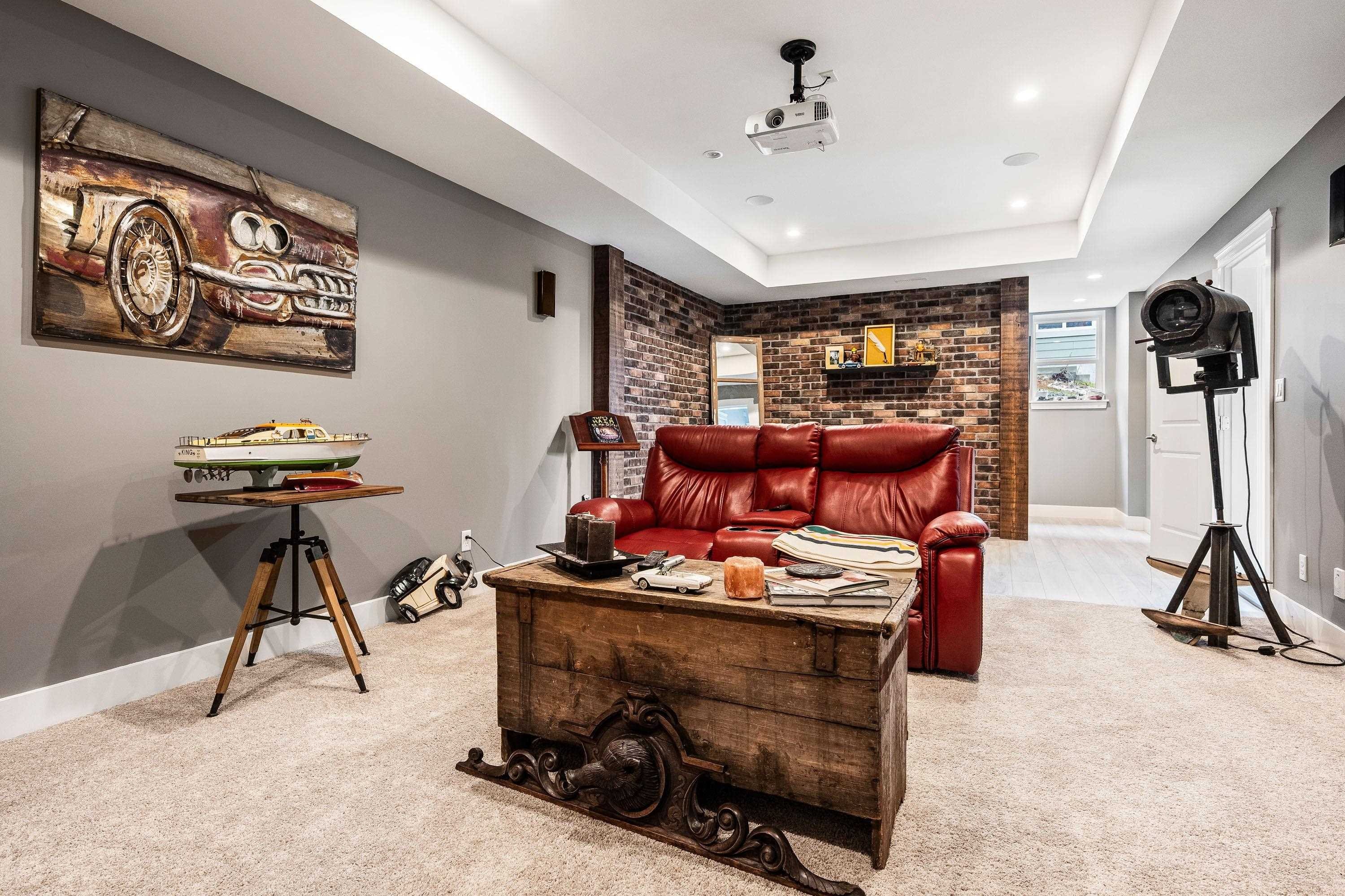 5480 Maclachlan Place, Chilliwack, BC