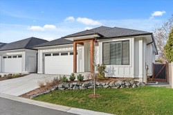 8-46450 Bedford Parkway Chilliwack, BC V2R 5N4